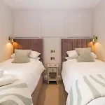 5 Caxton House Уиндермир