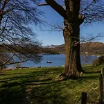 Апартаменты 5 Caxton House *